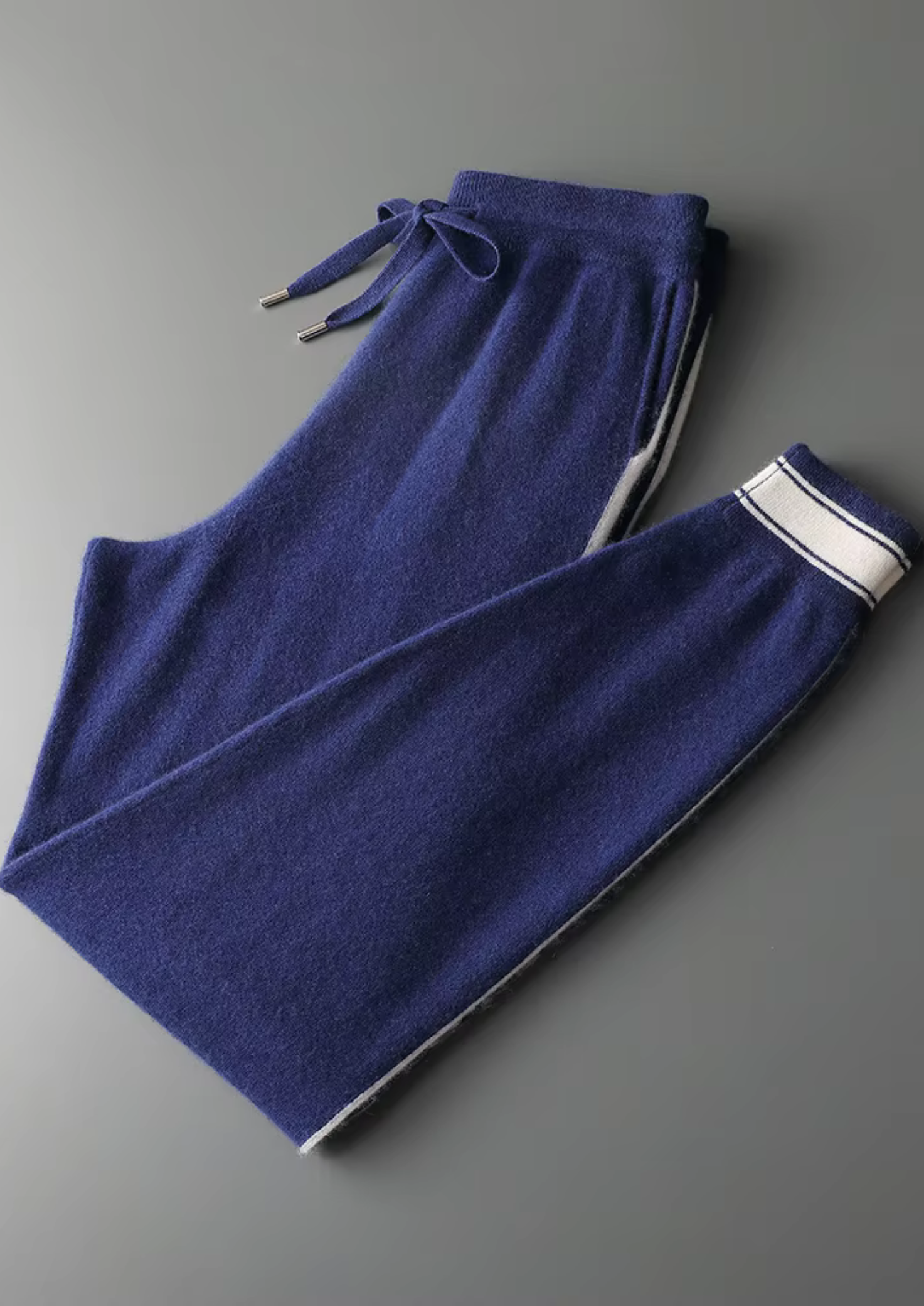PREMIUM CASHMERE LEISURE SET